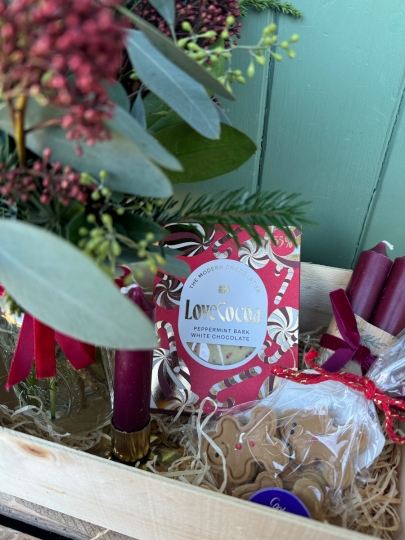 Festive Feels Gift Box