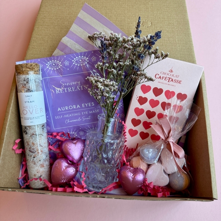 Lilac Lovers Box